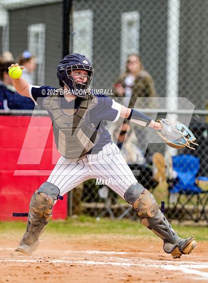 Thumbnail 2 in Jemison vs Verbena (Chilton County Tournament Round 1) photogallery.