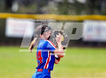 Thumbnail 1 in Jemison vs Verbena (Chilton County Tournament Round 1) photogallery.