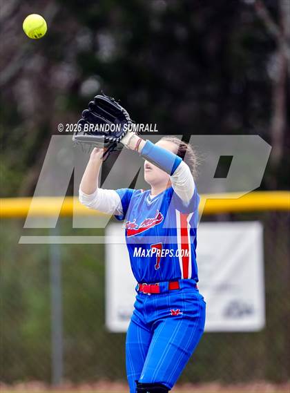 Thumbnail 3 in Jemison vs Verbena (Chilton County Tournament Round 1) photogallery.