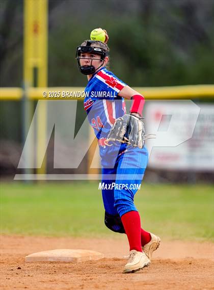 Thumbnail 3 in Jemison vs Verbena (Chilton County Tournament Round 1) photogallery.