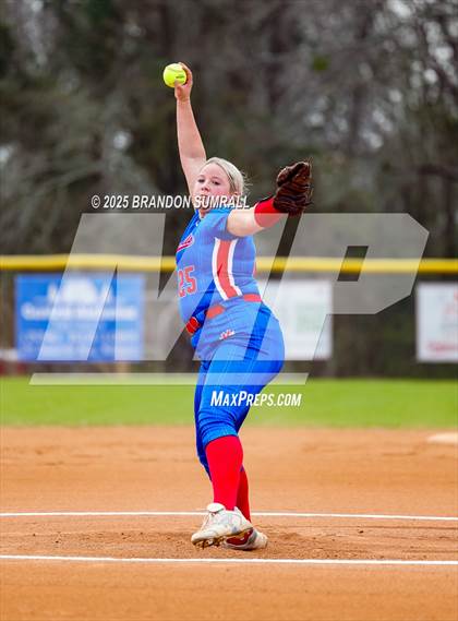 Thumbnail 3 in Jemison vs Verbena (Chilton County Tournament Round 1) photogallery.