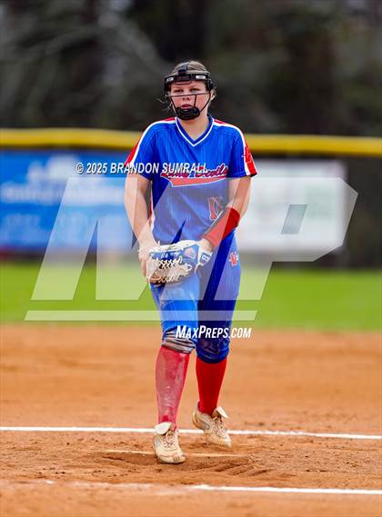 Thumbnail 2 in Jemison vs Verbena (Chilton County Tournament Round 1) photogallery.
