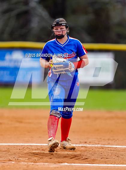 Thumbnail 1 in Jemison vs Verbena (Chilton County Tournament Round 1) photogallery.