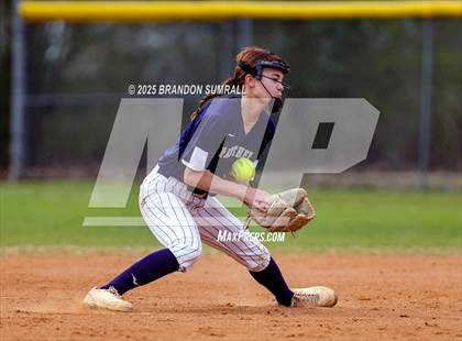 Thumbnail 1 in Jemison vs Verbena (Chilton County Tournament Round 1) photogallery.