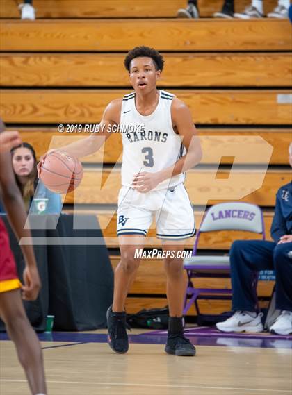 Thumbnail 1 in Hillcrest vs. Bonita Vista (BSN Sports Showcase) photogallery.