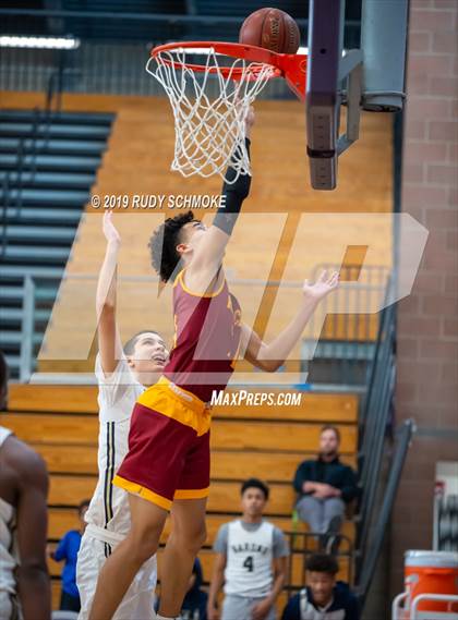 Thumbnail 3 in Hillcrest vs. Bonita Vista (BSN Sports Showcase) photogallery.