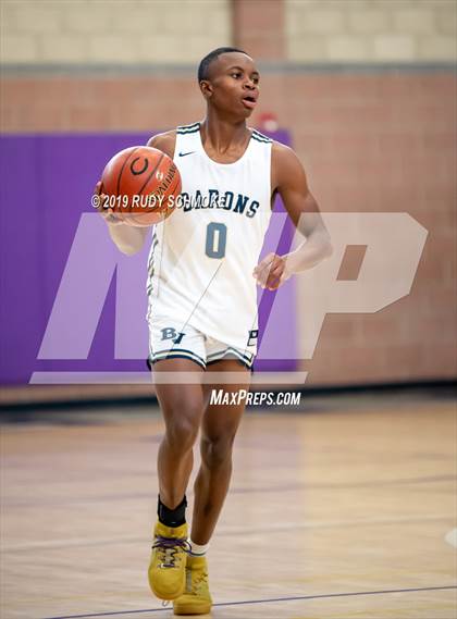 Thumbnail 1 in Hillcrest vs. Bonita Vista (BSN Sports Showcase) photogallery.