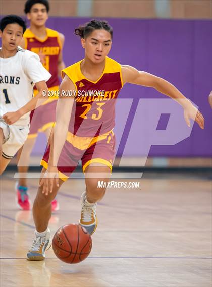 Thumbnail 2 in Hillcrest vs. Bonita Vista (BSN Sports Showcase) photogallery.