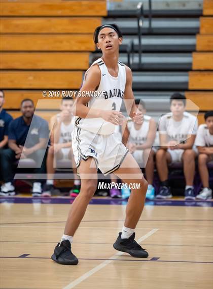 Thumbnail 2 in Hillcrest vs. Bonita Vista (BSN Sports Showcase) photogallery.