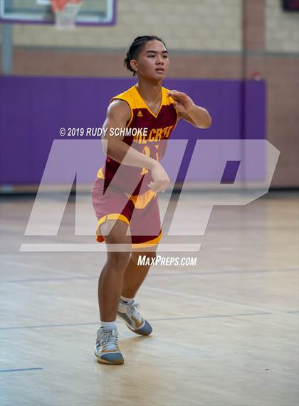 Thumbnail 3 in Hillcrest vs. Bonita Vista (BSN Sports Showcase) photogallery.