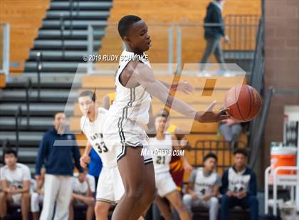 Thumbnail 3 in Hillcrest vs. Bonita Vista (BSN Sports Showcase) photogallery.