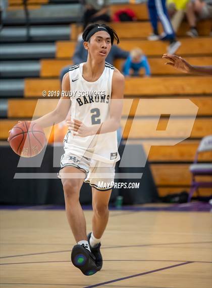 Thumbnail 1 in Hillcrest vs. Bonita Vista (BSN Sports Showcase) photogallery.