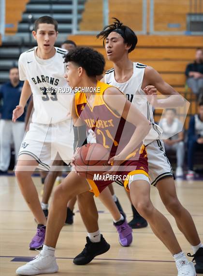 Thumbnail 3 in Hillcrest vs. Bonita Vista (BSN Sports Showcase) photogallery.