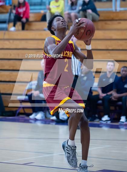 Thumbnail 3 in Hillcrest vs. Bonita Vista (BSN Sports Showcase) photogallery.