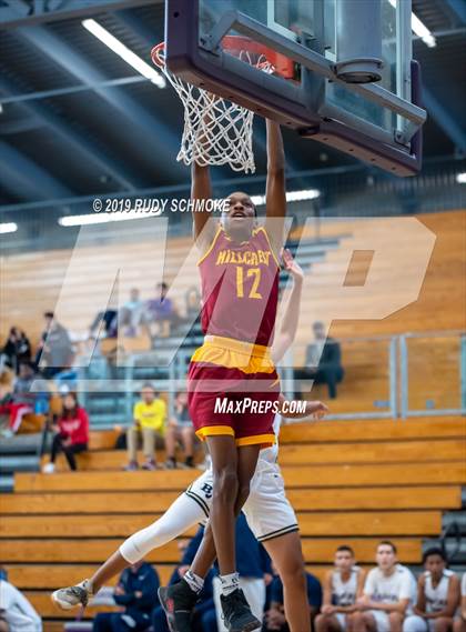 Thumbnail 2 in Hillcrest vs. Bonita Vista (BSN Sports Showcase) photogallery.