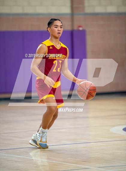 Thumbnail 1 in Hillcrest vs. Bonita Vista (BSN Sports Showcase) photogallery.