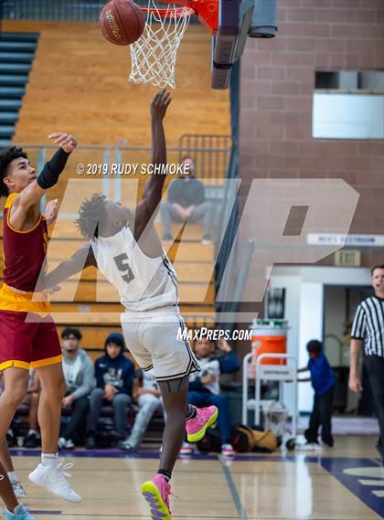 Thumbnail 3 in Hillcrest vs. Bonita Vista (BSN Sports Showcase) photogallery.