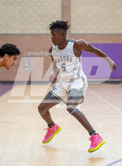 Thumbnail 1 in Hillcrest vs. Bonita Vista (BSN Sports Showcase) photogallery.