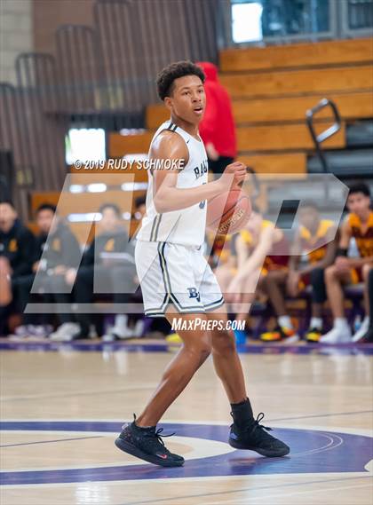 Thumbnail 3 in Hillcrest vs. Bonita Vista (BSN Sports Showcase) photogallery.