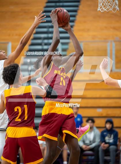 Thumbnail 2 in Hillcrest vs. Bonita Vista (BSN Sports Showcase) photogallery.