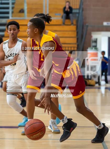 Thumbnail 2 in Hillcrest vs. Bonita Vista (BSN Sports Showcase) photogallery.