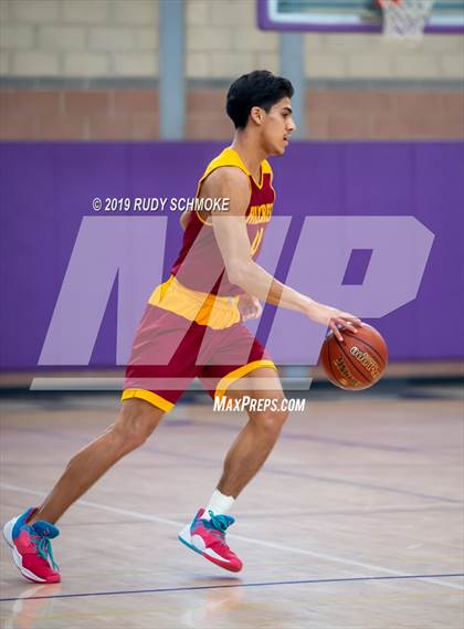 Thumbnail 3 in Hillcrest vs. Bonita Vista (BSN Sports Showcase) photogallery.