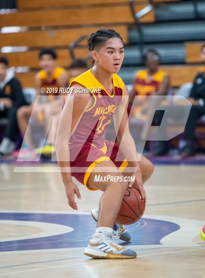 Thumbnail 1 in Hillcrest vs. Bonita Vista (BSN Sports Showcase) photogallery.