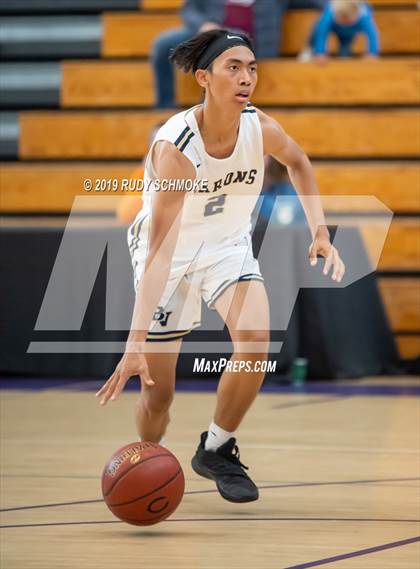 Thumbnail 3 in Hillcrest vs. Bonita Vista (BSN Sports Showcase) photogallery.