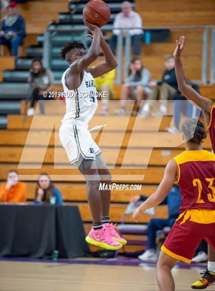 Thumbnail 2 in Hillcrest vs. Bonita Vista (BSN Sports Showcase) photogallery.