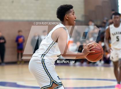 Thumbnail 3 in Hillcrest vs. Bonita Vista (BSN Sports Showcase) photogallery.
