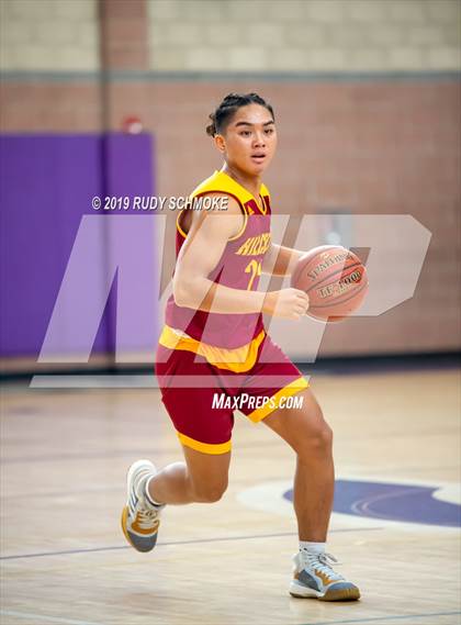 Thumbnail 2 in Hillcrest vs. Bonita Vista (BSN Sports Showcase) photogallery.