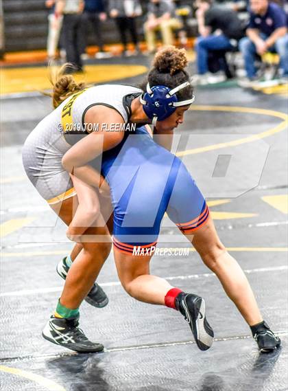 Thumbnail 2 in Shawnee Mission West Invitational photogallery.