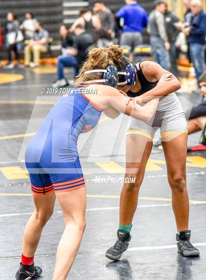 Thumbnail 3 in Shawnee Mission West Invitational photogallery.