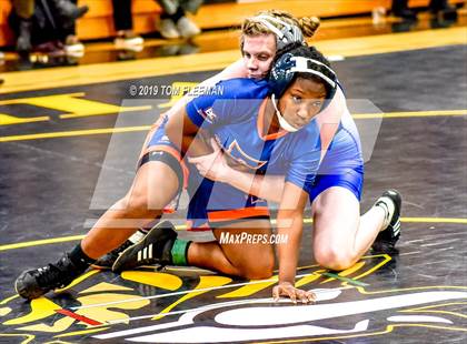 Thumbnail 1 in Shawnee Mission West Invitational photogallery.