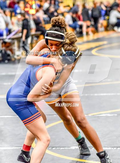 Thumbnail 2 in Shawnee Mission West Invitational photogallery.