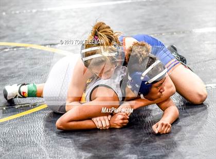 Thumbnail 3 in Shawnee Mission West Invitational photogallery.