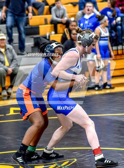 Thumbnail 1 in Shawnee Mission West Invitational photogallery.