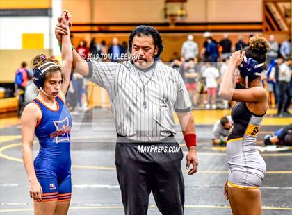 Thumbnail 2 in Shawnee Mission West Invitational photogallery.