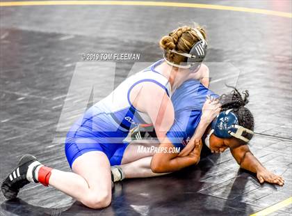 Thumbnail 2 in Shawnee Mission West Invitational photogallery.