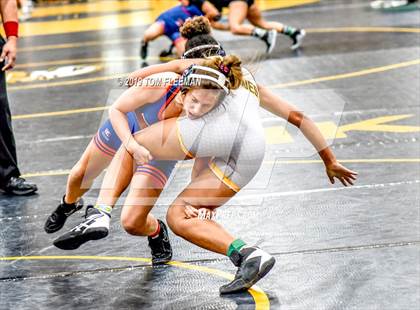 Thumbnail 1 in Shawnee Mission West Invitational photogallery.