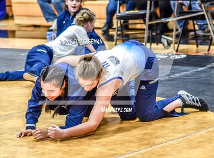 Thumbnail 1 in Shawnee Mission West Invitational photogallery.