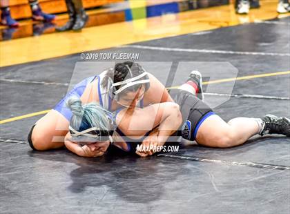 Thumbnail 3 in Shawnee Mission West Invitational photogallery.