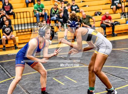 Thumbnail 1 in Shawnee Mission West Invitational photogallery.
