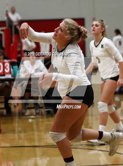 Thumbnail 2 in Pitman vs. Miramonte (Stockton Classic) photogallery.