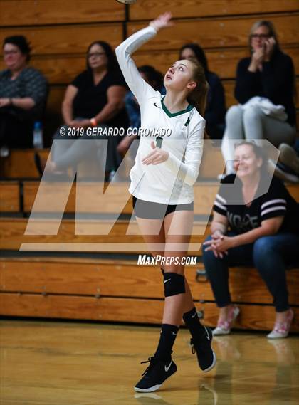 Thumbnail 1 in Pitman vs. Miramonte (Stockton Classic) photogallery.