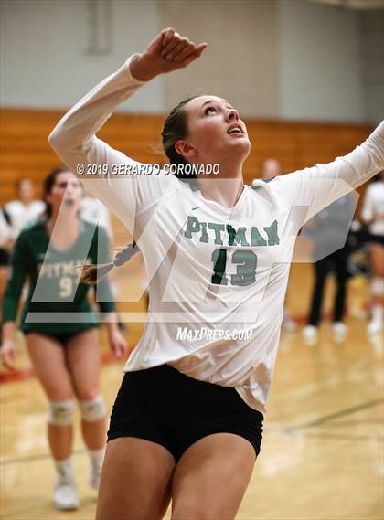 Thumbnail 2 in Pitman vs. Miramonte (Stockton Classic) photogallery.