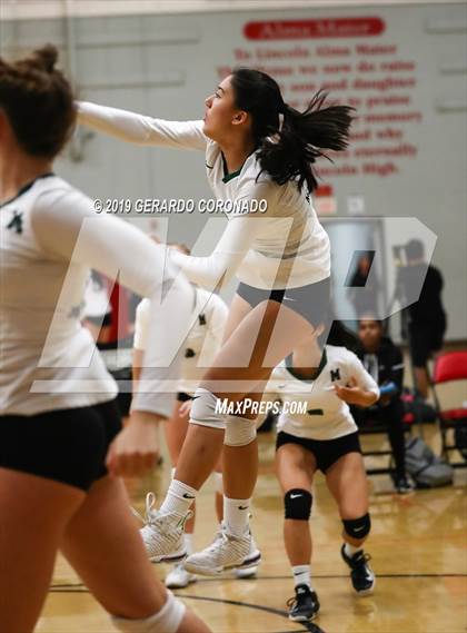 Thumbnail 3 in Pitman vs. Miramonte (Stockton Classic) photogallery.