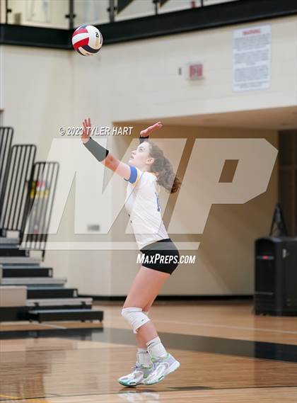Thumbnail 3 in Carmel vs. Assumption photogallery.