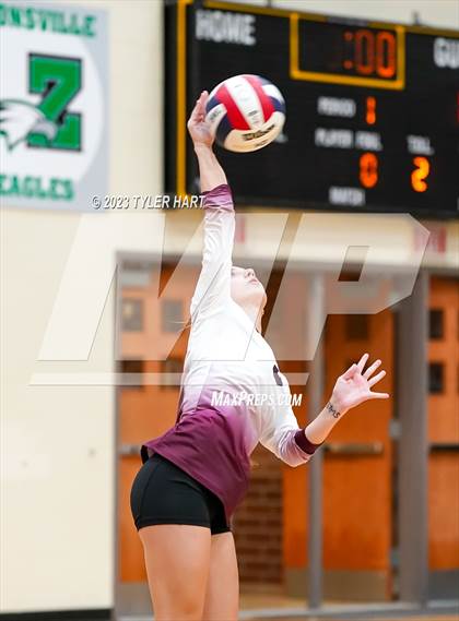 Thumbnail 2 in Carmel vs. Assumption photogallery.