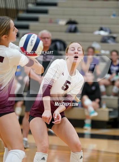 Thumbnail 3 in Carmel vs. Assumption photogallery.